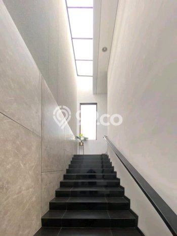 Rumah Bagus area Gayungan, Surabaya, Luas Tanah 124m2m², Luas Bangunan 160m2m² Rumah Bagus area Gayungan, Surabaya, Luas Tanah 124m2m², Luas Bangunan 160m2m²