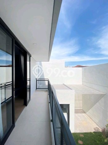 Rumah Bagus area Gayungan, Surabaya, Luas Tanah 124m2m², Luas Bangunan 160m2m² Rumah Bagus area Gayungan, Surabaya, Luas Tanah 124m2m², Luas Bangunan 160m2m²