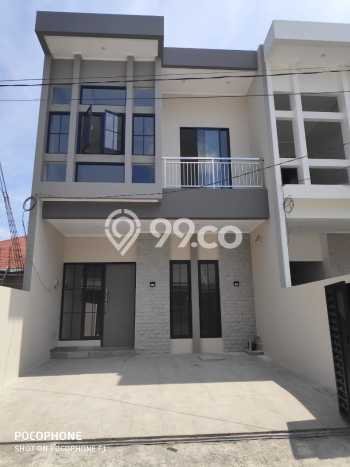 Jual Rumah Eksklusif 4 KT di Semolowaru, Surabaya Jual Rumah Eksklusif 4 KT di Semolowaru, Surabaya