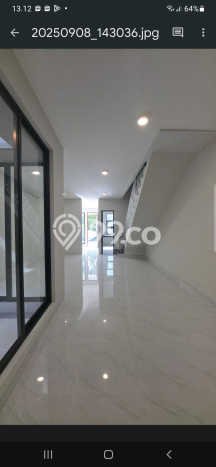 Rumah Premium 4 KT 3 KM di Kompleks Perumahan , Surabaya Rumah Premium 4 KT 3 KM di Kompleks Perumahan , Surabaya