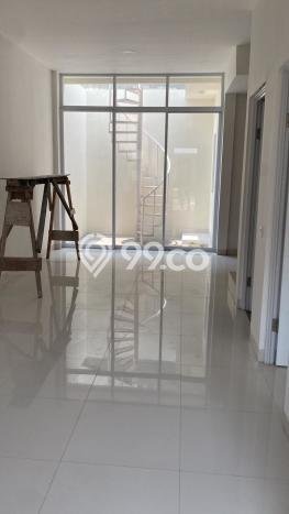 Dijual Rumah 5 Kamar Lokasi Ideal Bagus dan Strategis di Tangerang Dijual Rumah 5 Kamar Lokasi Ideal Bagus dan Strategis di Tangerang