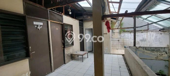 For Sale Rumah 6 Kamar Lokasi Ideal Bagus dan Strategis di Tangerang For Sale Rumah 6 Kamar Lokasi Ideal Bagus dan Strategis di Tangerang