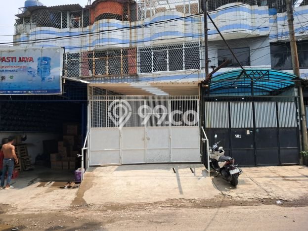 Ruko Bagus Dijual LB 100m2 Lokasi Strategis Jakarta Barat Area Cocok untuk Bisnis Ruko Bagus Dijual LB 100m2 Lokasi Strategis Jakarta Barat Area Cocok untuk Bisnis