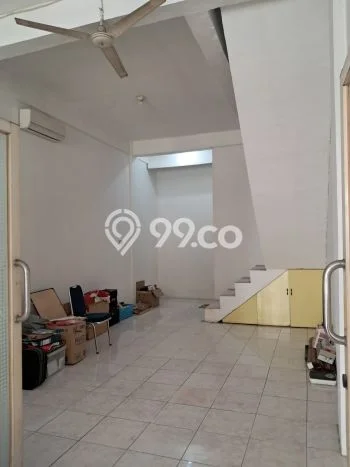 Ruko Bagus Dijual LB 100m2 Lokasi Strategis Jakarta Barat Area Cocok untuk Bisnis Ruko Bagus Dijual LB 100m2 Lokasi Strategis Jakarta Barat Area Cocok untuk Bisnis