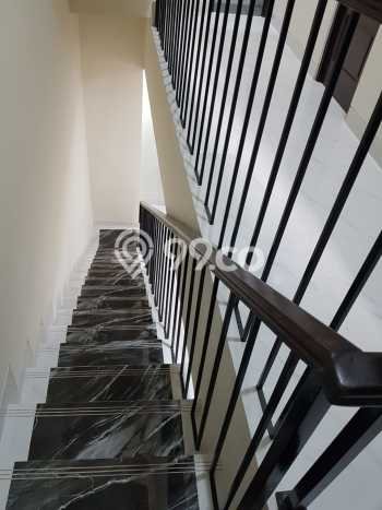 Rumah Minimalis 4 KT di Pejaten Jakarta Selatan Semi Furnished Rumah Minimalis 4 KT di Pejaten Jakarta Selatan Semi Furnished