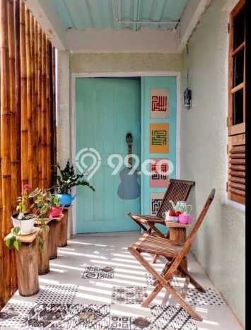 Hunian Mewah Dijual LT 271m2 di Ciputat Timur, Tangerang Selatan Hunian Mewah Dijual LT 271m2 di Ciputat Timur, Tangerang Selatan