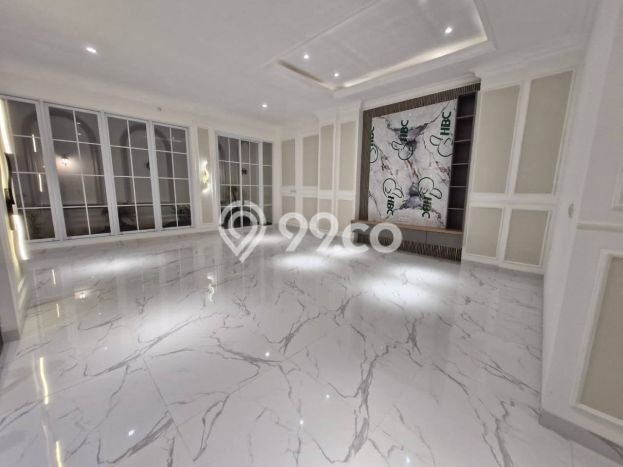 Rumah Elit Modern Siap Huni di Joglo Jakarta Barat Rumah Elit Modern Siap Huni di Joglo Jakarta Barat
