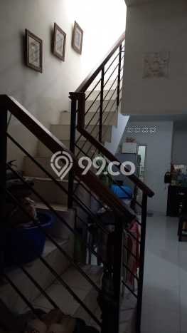 For Sale! Premium House LT 200m2 Desain Modern di Pondok Bambu For Sale! Premium House LT 200m2 Desain Modern di Pondok Bambu