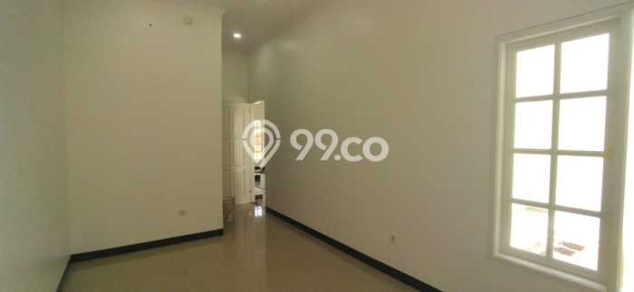 For Sale Rumah 5 Kamar Lokasi Strategis Nyaman dan Strategis di Pasar Minggu For Sale Rumah 5 Kamar Lokasi Strategis Nyaman dan Strategis di Pasar Minggu