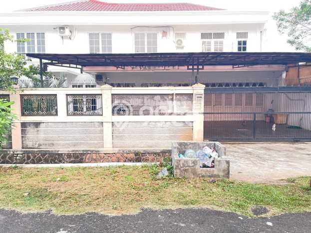 Rumah Luxury Modern Tanpa Renovasi di Pondok Bambu Jakarta Timur Rumah Luxury Modern Tanpa Renovasi di Pondok Bambu Jakarta Timur