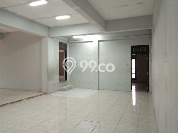 Jual Rumah Mewah Megah Dengan View Eksklusif di Pondok Kelapa, Jakarta Timur Jual Rumah Mewah Megah Dengan View Eksklusif di Pondok Kelapa, Jakarta Timur