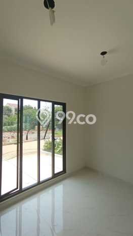 Rumah Luas Asri 3 KT Siap Pakai di Jatiwaringin Bekasi Rumah Luas Asri 3 KT Siap Pakai di Jatiwaringin Bekasi