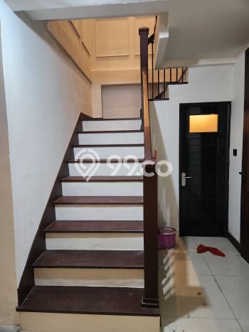 Siap Huni Rumah Mewah 5 Kamar di Duren Sawit Dekat ke Mana Pun Siap Huni Rumah Mewah 5 Kamar di Duren Sawit Dekat ke Mana Pun
