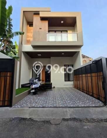 Rumah Strategis Modern Lb 170m2 di Duren Sawit, Jakarta Timur Rumah Strategis Modern Lb 170m2 di Duren Sawit, Jakarta Timur