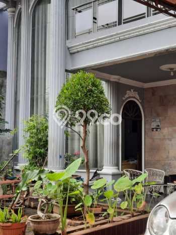 Siap Huni Hunian Elit 9 Kamar di Matraman Dekat ke Mana Saja Siap Huni Hunian Elit 9 Kamar di Matraman Dekat ke Mana Saja