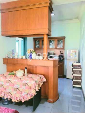 Rumah Nyaman 6 KT LB 200m2 Kondisi Bagus di Pondok Kelapa Rumah Nyaman 6 KT LB 200m2 Kondisi Bagus di Pondok Kelapa