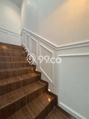 Rumah Modern 3 KT di Jatiwaringin Bekasi Semi Furnished Rumah Modern 3 KT di Jatiwaringin Bekasi Semi Furnished