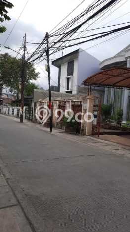 Siap Huni Hunian Elit 9 Kamar di Matraman Dekat ke Mana Saja Siap Huni Hunian Elit 9 Kamar di Matraman Dekat ke Mana Saja