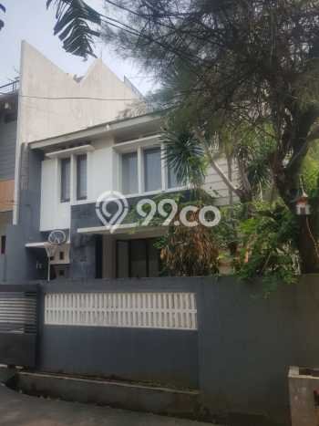 Dijual Rumah Luas Elegan Dengan View Eksklusif di Condet, Jakarta Timur Dijual Rumah Luas Elegan Dengan View Eksklusif di Condet, Jakarta Timur