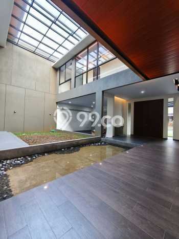 Rumah Luxury Modern Tanpa Renovasi di Summarecon Bandung Bandung Rumah Luxury Modern Tanpa Renovasi di Summarecon Bandung Bandung
