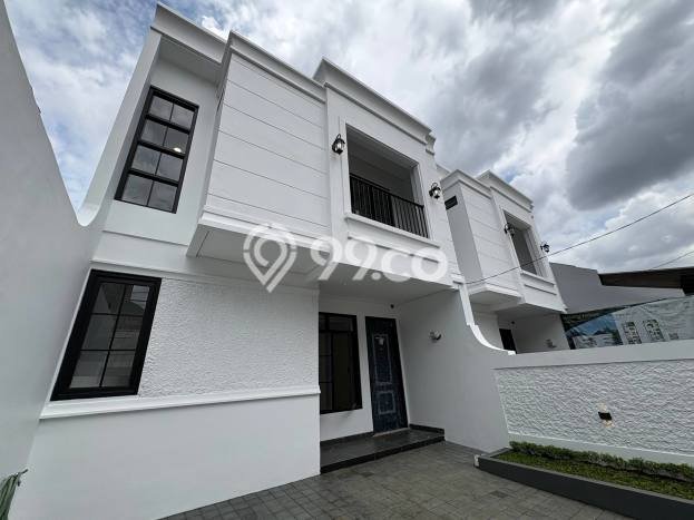 Jual Rumah Favorit Siap Huni LB 110m2 di Duren Sawit, Jakarta Timur Jual Rumah Favorit Siap Huni LB 110m2 di Duren Sawit, Jakarta Timur