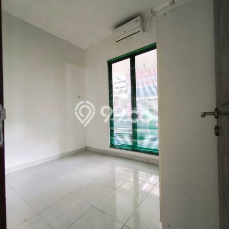 Rumah Modern Cantik 3 KT Bisa Langsung Pindah di Sepatan Rumah Modern Cantik 3 KT Bisa Langsung Pindah di Sepatan