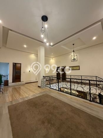 Jual Rumah Luas Elegan Dengan View Eksklusif di Panakukkang, Makassar Jual Rumah Luas Elegan Dengan View Eksklusif di Panakukkang, Makassar