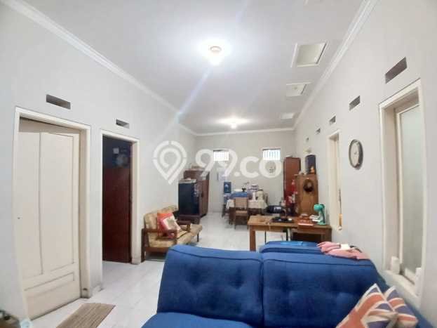 Hunian Eksklusif Siap Huni LT 200m2 di Regol, Bandung Hunian Eksklusif Siap Huni LT 200m2 di Regol, Bandung
