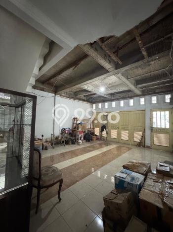 SIAP HUNI! Rumah Strategis area Mariso, LT 435m2m² Bangunan 445m2m² SIAP HUNI! Rumah Strategis area Mariso, LT 435m2m² Bangunan 445m2m²