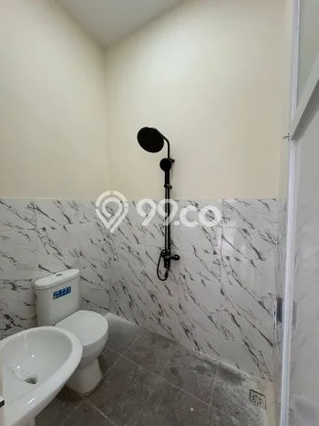 Rumah Lokasi Strategis kawasan Tamalate, Makassar, Luas 98m2m² LB 80m2m² Rumah Lokasi Strategis kawasan Tamalate, Makassar, Luas 98m2m² LB 80m2m²