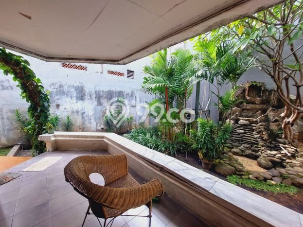 Ready to Use! Premium House LT 738m2 Desain Modern di Grogol Ready to Use! Premium House LT 738m2 Desain Modern di Grogol