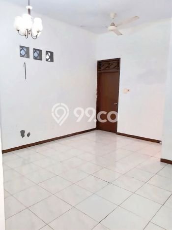 Rumah Luxury Modern Siap Huni di Kemanggisan Jakarta Barat Rumah Luxury Modern Siap Huni di Kemanggisan Jakarta Barat
