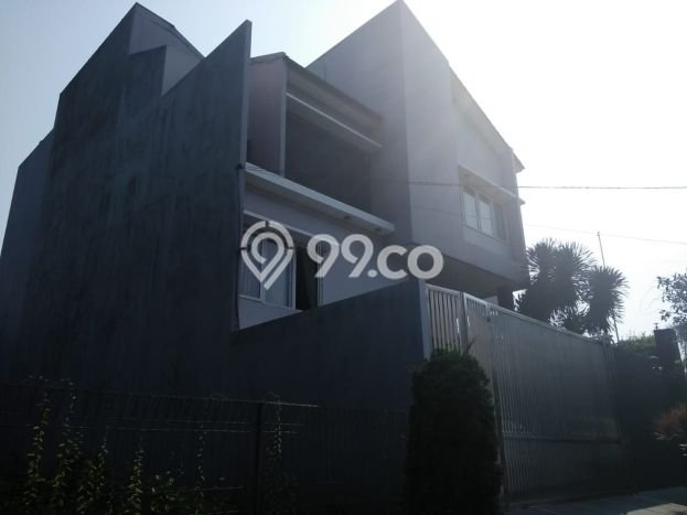 Jual Rumah Luas Megah Dengan View Eksklusif di Duta Garden, Tangerang Jual Rumah Luas Megah Dengan View Eksklusif di Duta Garden, Tangerang