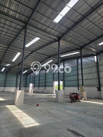 Area Strategis! Disewakan Gudang Lokasi Sepatan, Tangerang Cocok untuk Bisnis Area Strategis! Disewakan Gudang Lokasi Sepatan, Tangerang Cocok untuk Bisnis