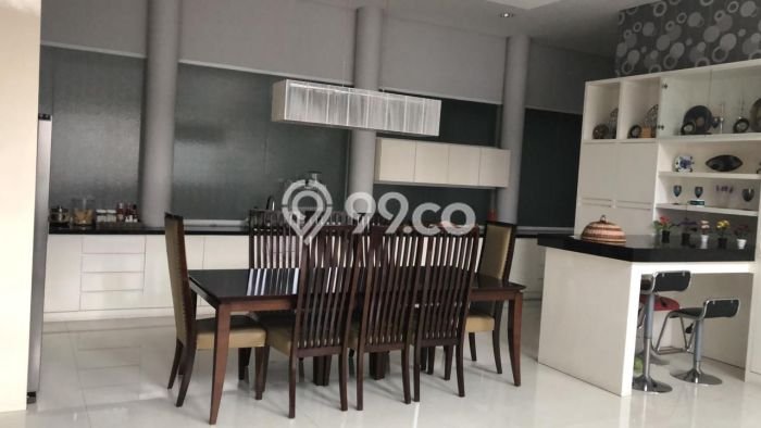 Jual Rumah Luas Megah Dengan View Eksklusif di Duta Garden, Tangerang Jual Rumah Luas Megah Dengan View Eksklusif di Duta Garden, Tangerang