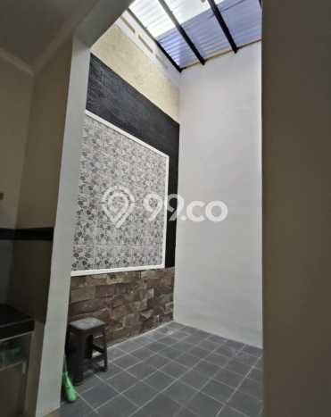 Rumah Modern 3 KT di BSD Tangerang Semi Furnished Rumah Modern 3 KT di BSD Tangerang Semi Furnished