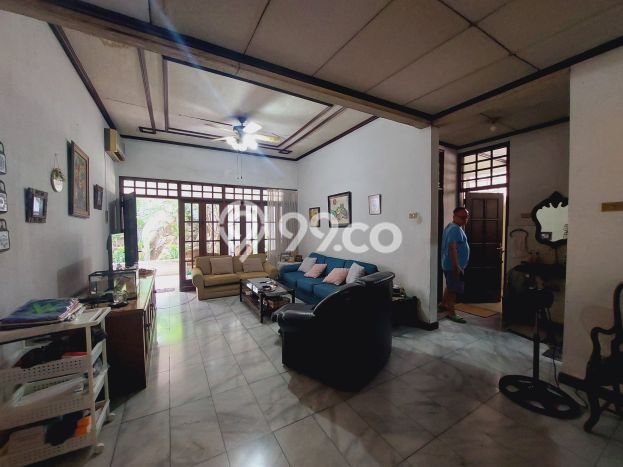 Ready to Use! Premium House LT 738m2 Desain Modern di Grogol Ready to Use! Premium House LT 738m2 Desain Modern di Grogol