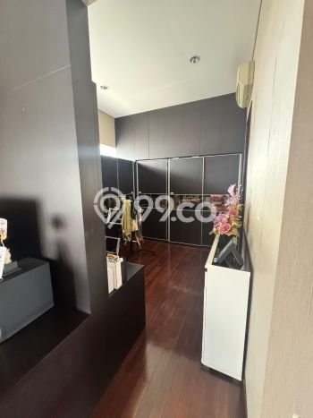 Jual Rumah Luas Megah Dengan View Eksklusif di Duta Garden, Tangerang Jual Rumah Luas Megah Dengan View Eksklusif di Duta Garden, Tangerang