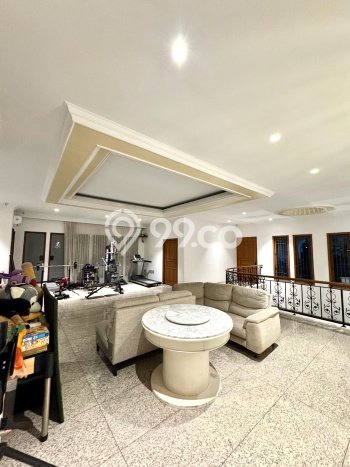 Dijual Rumah Luas Megah Dengan View Eksklusif di Permata Buana, Jakarta Barat Dijual Rumah Luas Megah Dengan View Eksklusif di Permata Buana, Jakarta Barat