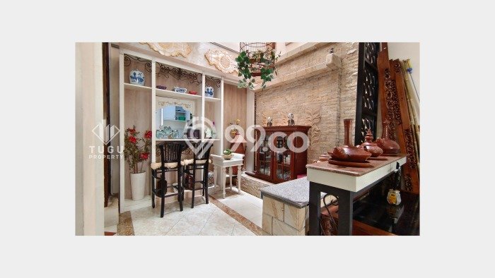 RARE UNIT! Rumah di Ngaglik, 5 KM, View Kota, Luas 500m2m² LB 960m2m² RARE UNIT! Rumah di Ngaglik, 5 KM, View Kota, Luas 500m2m² LB 960m2m²