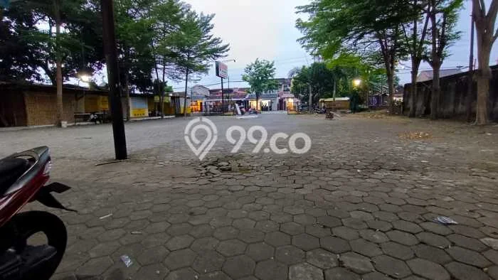 LOKASI PREMIUM! Komersial Kawasan Niaga di Mantrijeron, Luas 1500m2m², Siap Operasional LOKASI PREMIUM! Komersial Kawasan Niaga di Mantrijeron, Luas 1500m2m², Siap Operasional