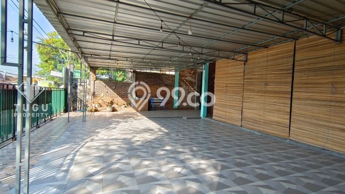 AREA PREMIUM! Komersial Disewakan di Sewon, Luas 300m2m², Jalan Strategis AREA PREMIUM! Komersial Disewakan di Sewon, Luas 300m2m², Jalan Strategis