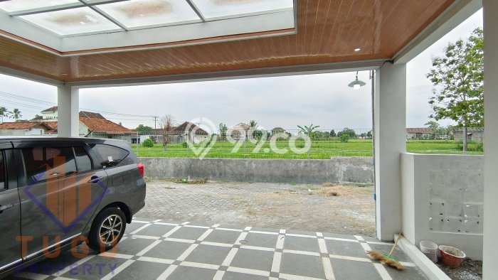 DIJUAL CEPAT! Rumah Ready Stock Area Strategis Godean, LT 120m2m² LB 80m2m² DIJUAL CEPAT! Rumah Ready Stock Area Strategis Godean, LT 120m2m² LB 80m2m²