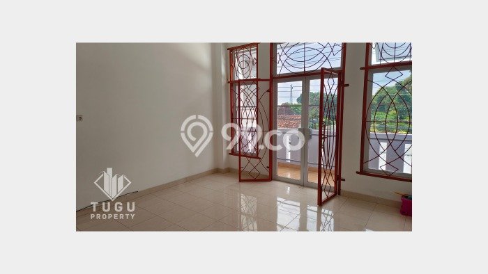 Ruko disewakan di Ngampilan Yogyakarta dengan luas bangunan 250m2 Ruko disewakan di Ngampilan Yogyakarta dengan luas bangunan 250m2