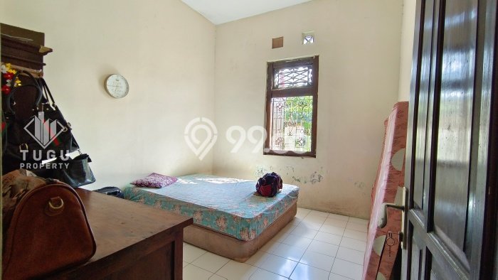 HOT PROPERTY! Rumah Strategis area Sleman, Luas 480m2m² Bangunan 244m2m² HOT PROPERTY! Rumah Strategis area Sleman, Luas 480m2m² Bangunan 244m2m²