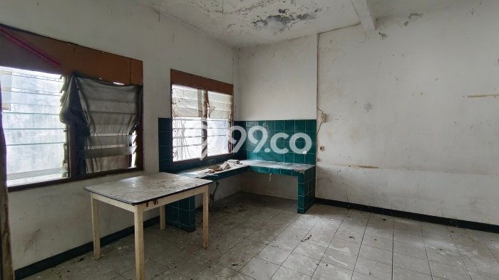 Unit Komersial Disewa Lokasi Mantrijeron, Yogyakarta Spesifikasi Luas Bangunan 278m2 Unit Komersial Disewa Lokasi Mantrijeron, Yogyakarta Spesifikasi Luas Bangunan 278m2