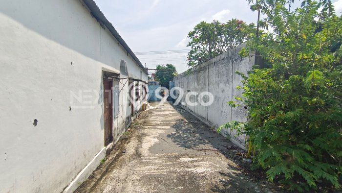 Lokasi Strategis! Dijual Gudang Bisnis di Kasihan, Bantul Kondisi Baik Lokasi Strategis! Dijual Gudang Bisnis di Kasihan, Bantul Kondisi Baik