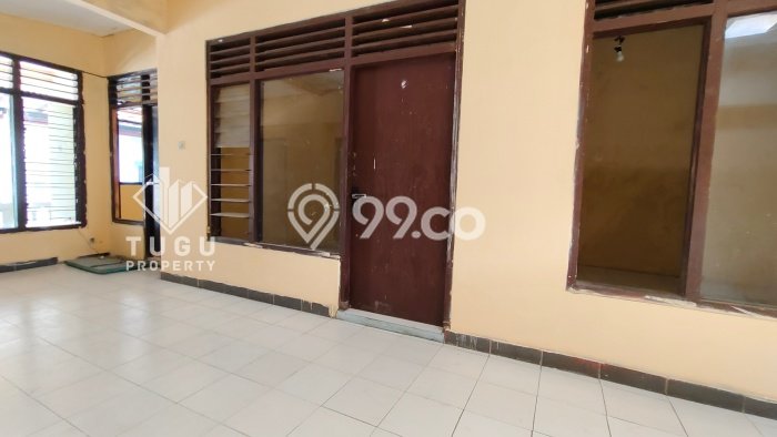Rumah Modern Cantik 10 Kamar Bisa Langsung Pindah di Sleman Rumah Modern Cantik 10 Kamar Bisa Langsung Pindah di Sleman