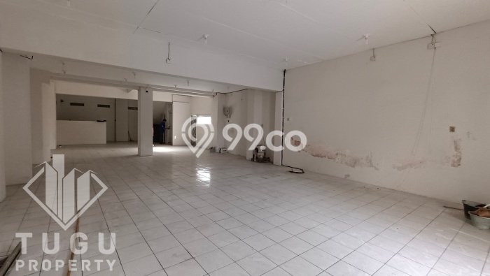 KEUNTUNGAN BERLIPAT! Ruko di Kasihan, Luas 450m2m², Posisi Jalan Utama KEUNTUNGAN BERLIPAT! Ruko di Kasihan, Luas 450m2m², Posisi Jalan Utama
