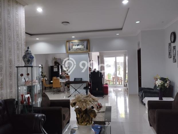 Rumah Luas Asri 4 KT Siap Pakai di Galaxy Bekasi Rumah Luas Asri 4 KT Siap Pakai di Galaxy Bekasi